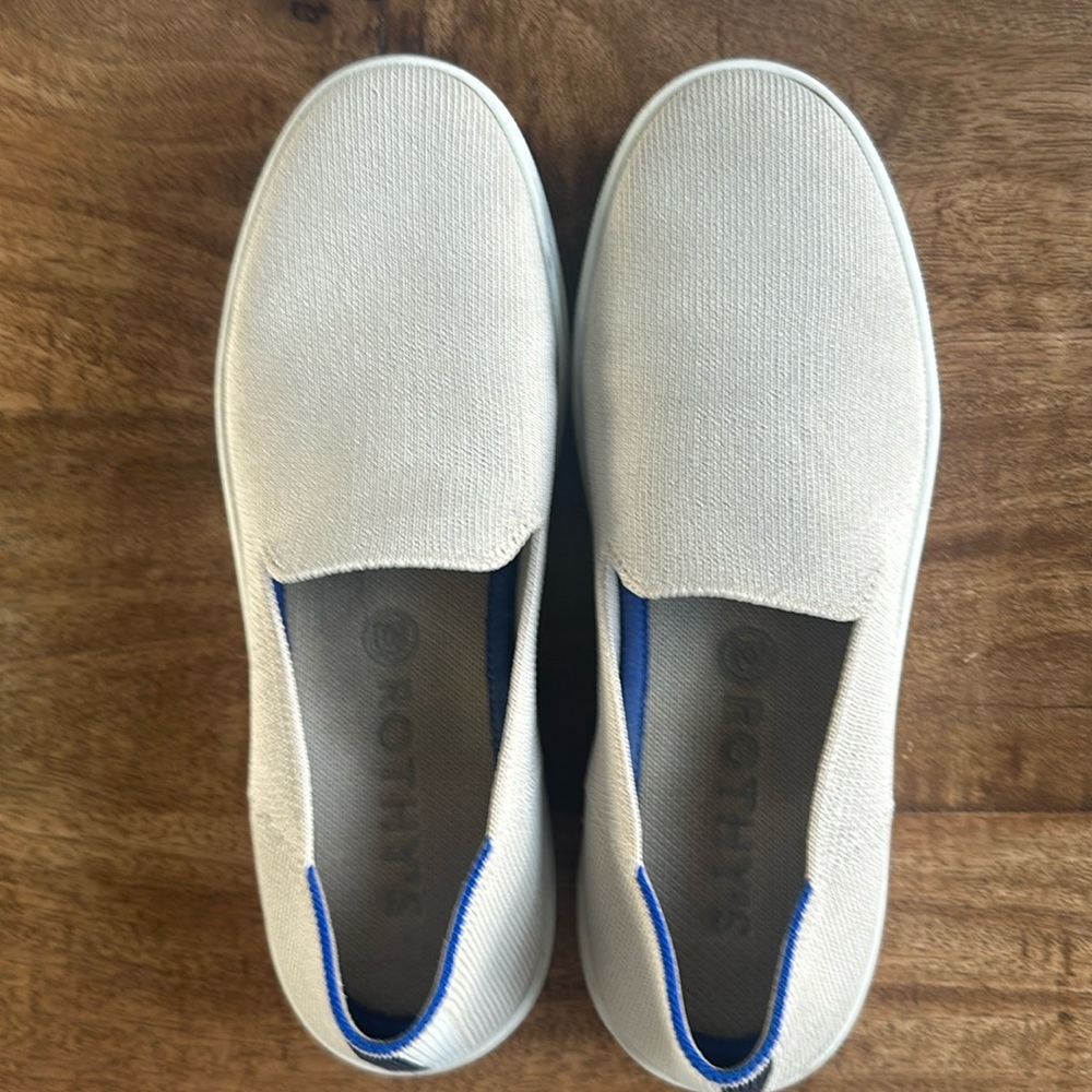 Rothy’s original slip on sneaker in Sand women’s 6.5